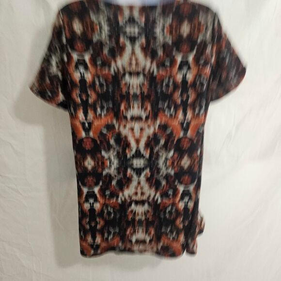 Whimsical brown rustic orange patterned keyhole bust blouse - Picture 3 of 4